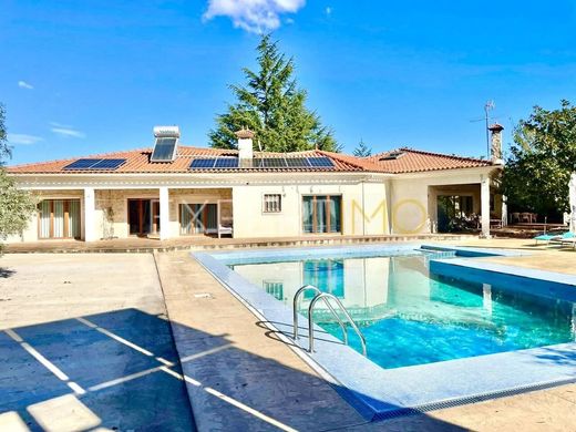 Villa a Pombal, Distrito de Leiria