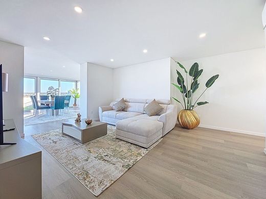 Apartment / Etagenwohnung in Portimão, Distrito de Faro