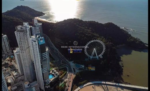 Apartment / Etagenwohnung in Entre Rios do Oeste, Paraná