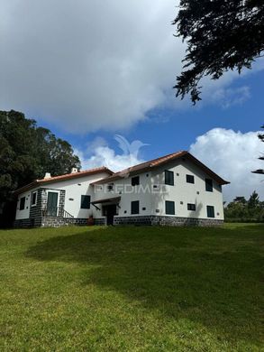 Элитный дом, Santa Cruz, Madeira