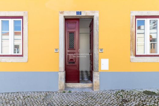 ﻓﻴﻼ ﻓﻲ لشبونة, Lisbon