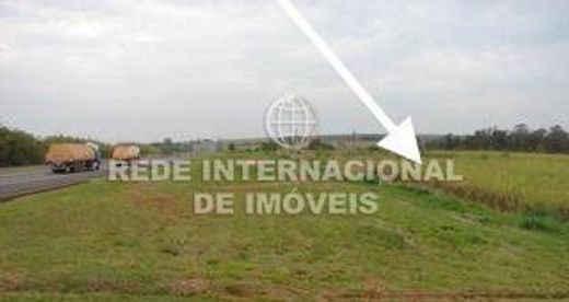 Terreno en Cesário Lange, São Paulo