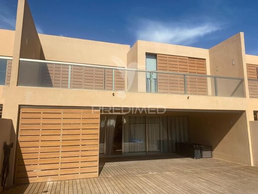 Villa en Albufeira e Olhos de Água, Albufeira