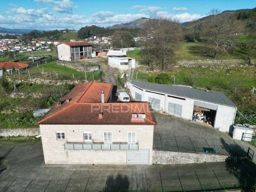 Luxe woning in Guimarães, Distrito de Braga