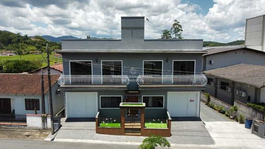 Villa in Gaspar, Santa Catarina