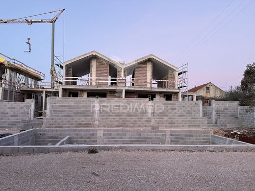 Villa Vila Nova de Ourém, Ourém