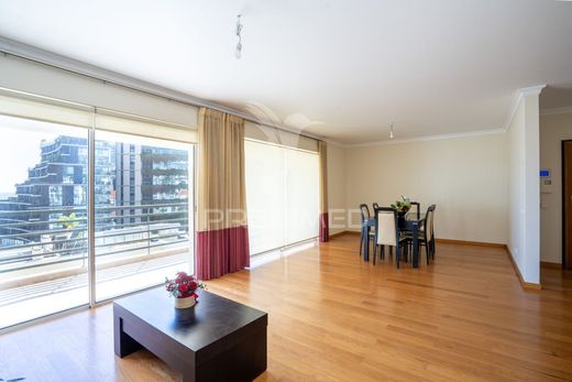 Apartment / Etagenwohnung in Funchal, Madeira