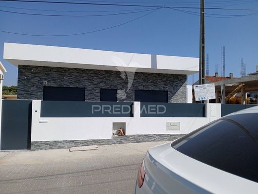 Villa a Seixal, Distrito de Setúbal