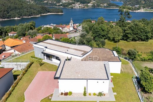Villa Terras de Bouro, Distrito de Braga