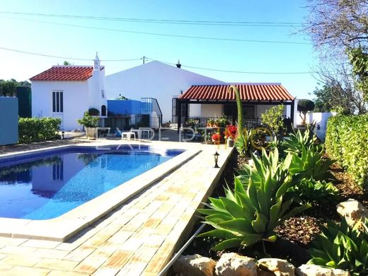 Villa en São Brás de Alportel, Faro