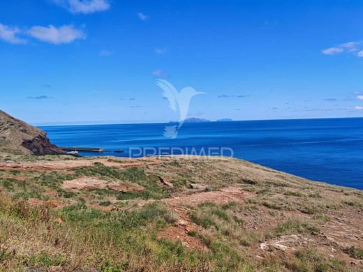Land in Machico, Madeira