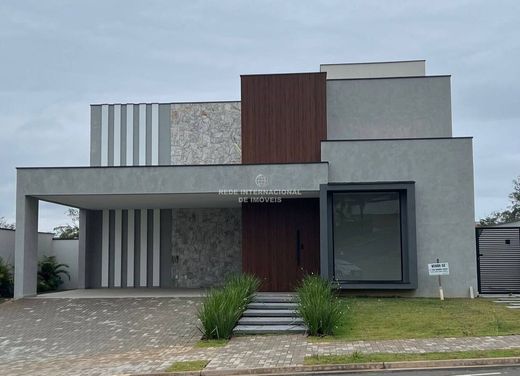 Villa in Votorantim, São Paulo