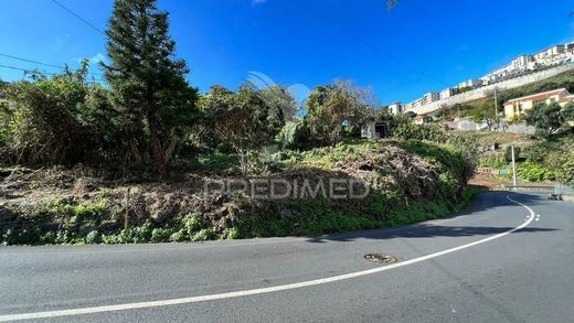 Grundstück in Santa Cruz, Madeira