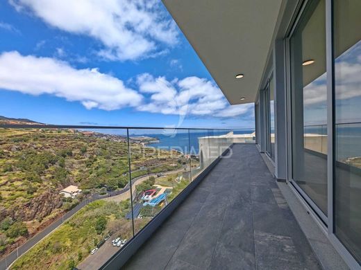 Villa in Santa Cruz, Madeira
