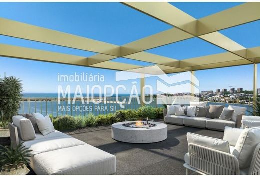 Apartment / Etagenwohnung in Vila Nova de Gaia, Distrito do Porto