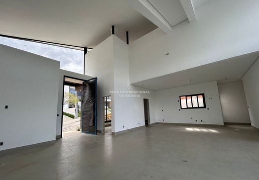 Villa à Sorocaba, São Paulo