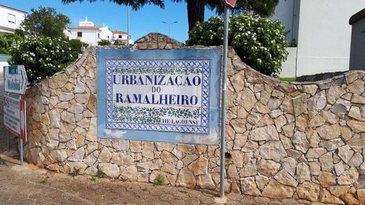 Land in Lagoa, Distrito de Faro
