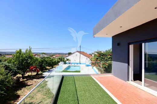 Villa - Vila Nova da Barquinha, Santarém
