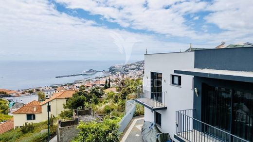 Villa in Funchal, Madeira