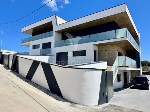 Vila Nova de Ourém, Ourémのヴィラ