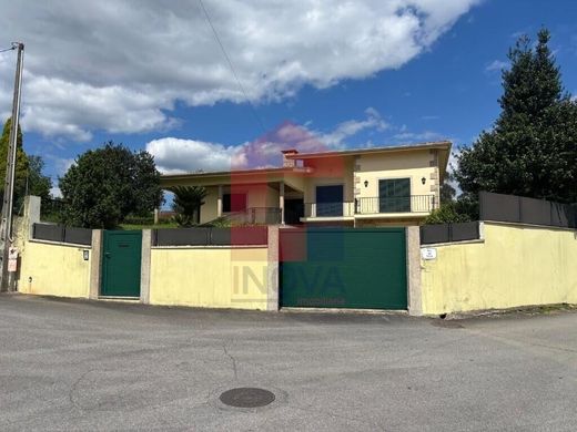 빌라 / Amares, Distrito de Braga