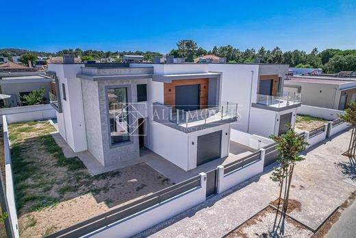 ﻓﻴﻼ ﻓﻲ Setúbal, Distrito de Setúbal