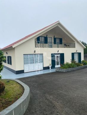 Villa - Velas, Açores