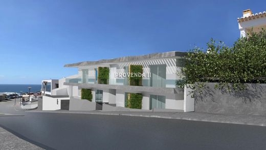 Apartment / Etagenwohnung in Aljezur, Distrito de Faro