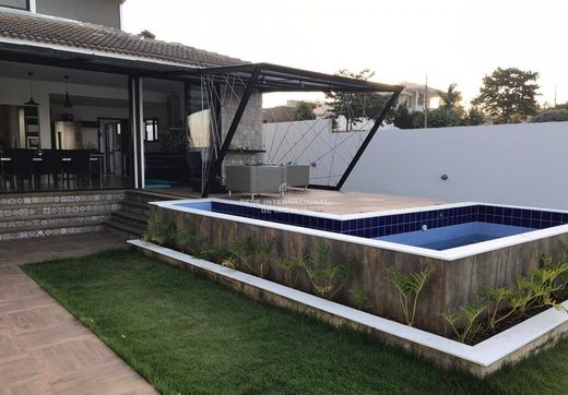 Villa en Araçoiaba da Serra, São Paulo