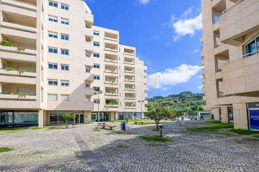 Apartment / Etagenwohnung in Lissabon, Lisbon