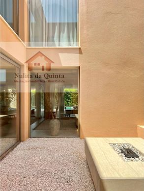 빌라 / Albufeira e Olhos de Água, Albufeira