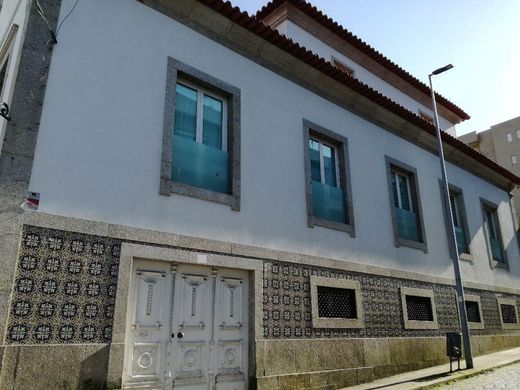 Casa de lujo en Santo Tirso, Oporto
