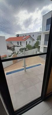 Apartment / Etagenwohnung in Praia