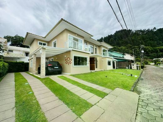 Complexos residenciais - Angra dos Reis, Rio de Janeiro