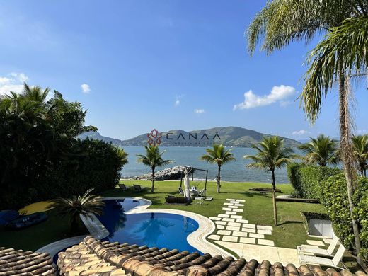 Wohnkomplexe in Mangaratiba, Rio de Janeiro