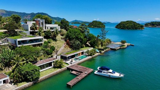 Complexes résidentiels à Angra dos Reis, Rio de Janeiro