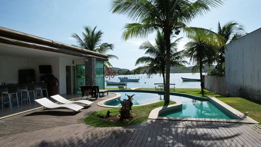 Complexes résidentiels à Cabo Frio, Rio de Janeiro