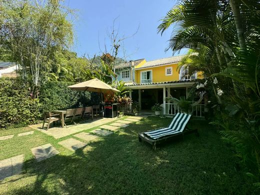 Wohnkomplexe in Angra dos Reis, Rio de Janeiro