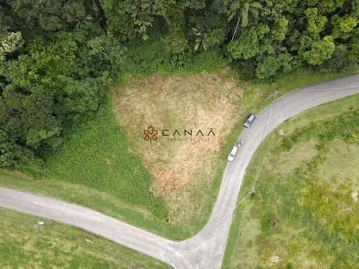 Land in Mangaratiba, Rio de Janeiro