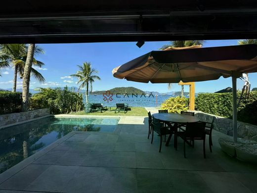 Complesso residenziale a Angra dos Reis, Rio de Janeiro