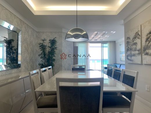 Cabo Frio, Rio de Janeiroのアパートメント