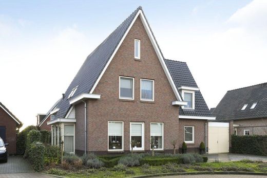 Luxury home in Wehl, Gemeente Doetinchem