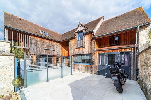 Luxury home in Chavenay, Yvelines