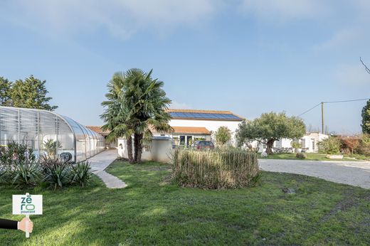 Casa di lusso a Saint-Michel-en-l'Herm, Vandea