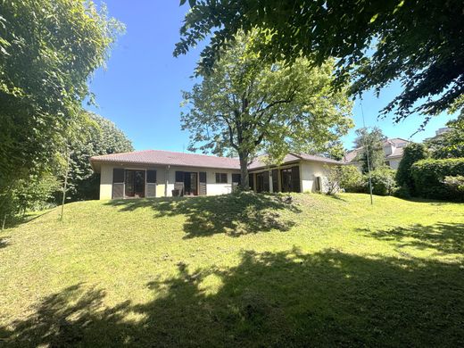Maison de luxe à Champagne-au-Mont-d'Or, Rhône