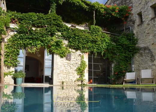 Maison de luxe à Puygiron, Drôme