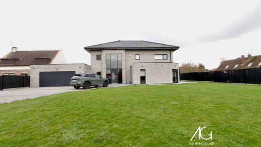Luxury home in Wattrelos, North