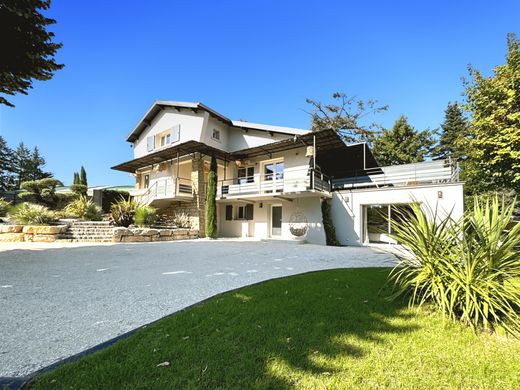 Luxury home in Écully, Rhône