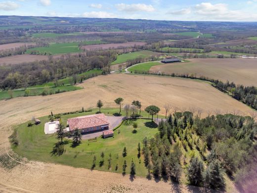 Casa di lusso a Lévignac, Alta Garonna