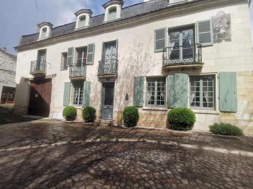 Maison de luxe à Chinon, Indre-et-Loire